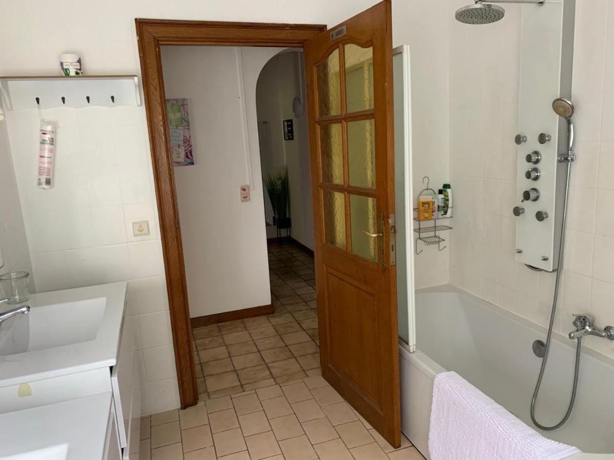 House Bastogne Apartment ภายนอก รูปภาพ