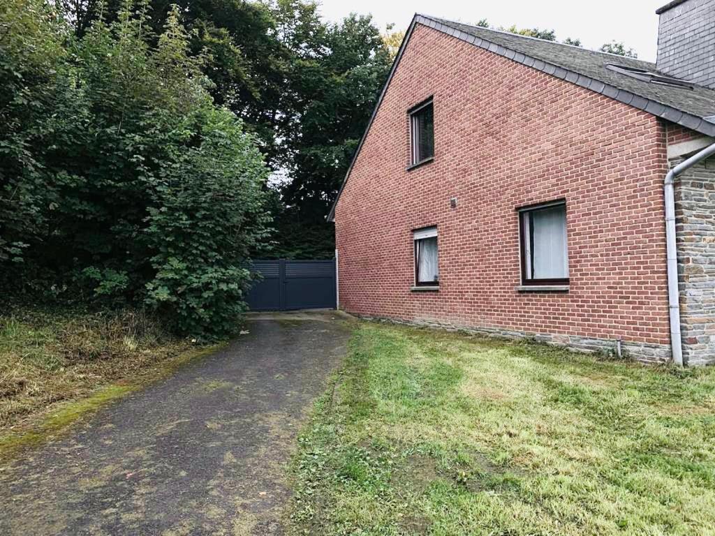 House Bastogne Apartment ภายนอก รูปภาพ